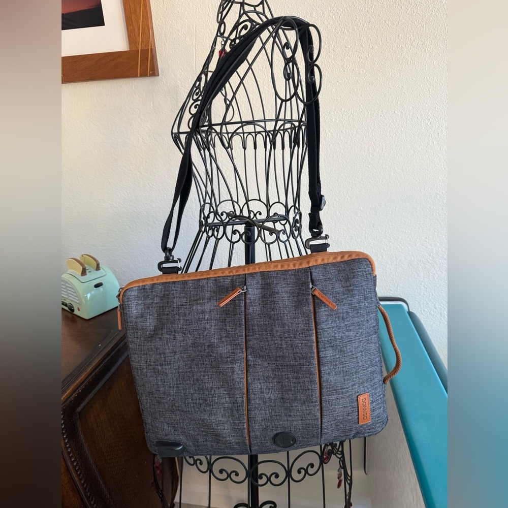 Gray and Tan Laptop Bag w/Durable Design USB charging and headphone hole (1-068)